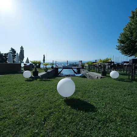 La Barcarolle Otel Prangins