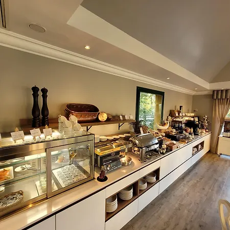 La Barcarolle Hotel 4*