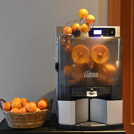 Hotel La Barcarolle 4*