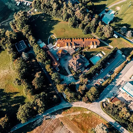 La Barcarolle Hotel Prangins