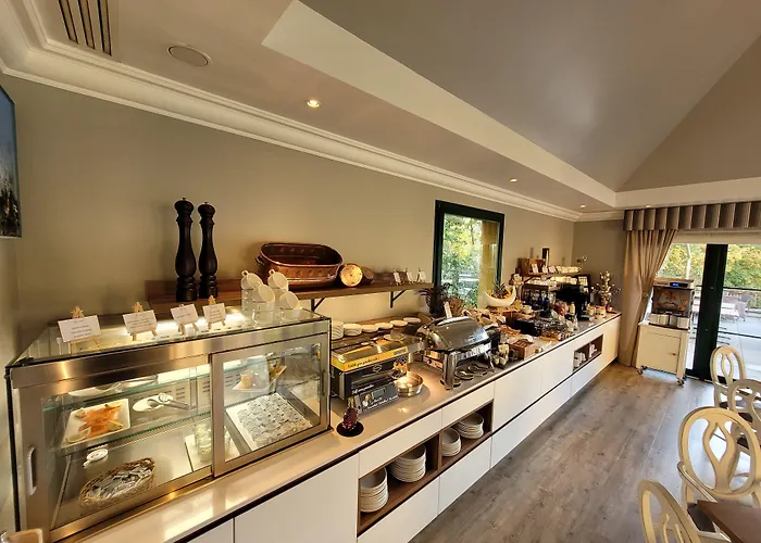 La Barcarolle Hotel 4*