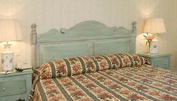 La Barcarolle Hotel Prangins